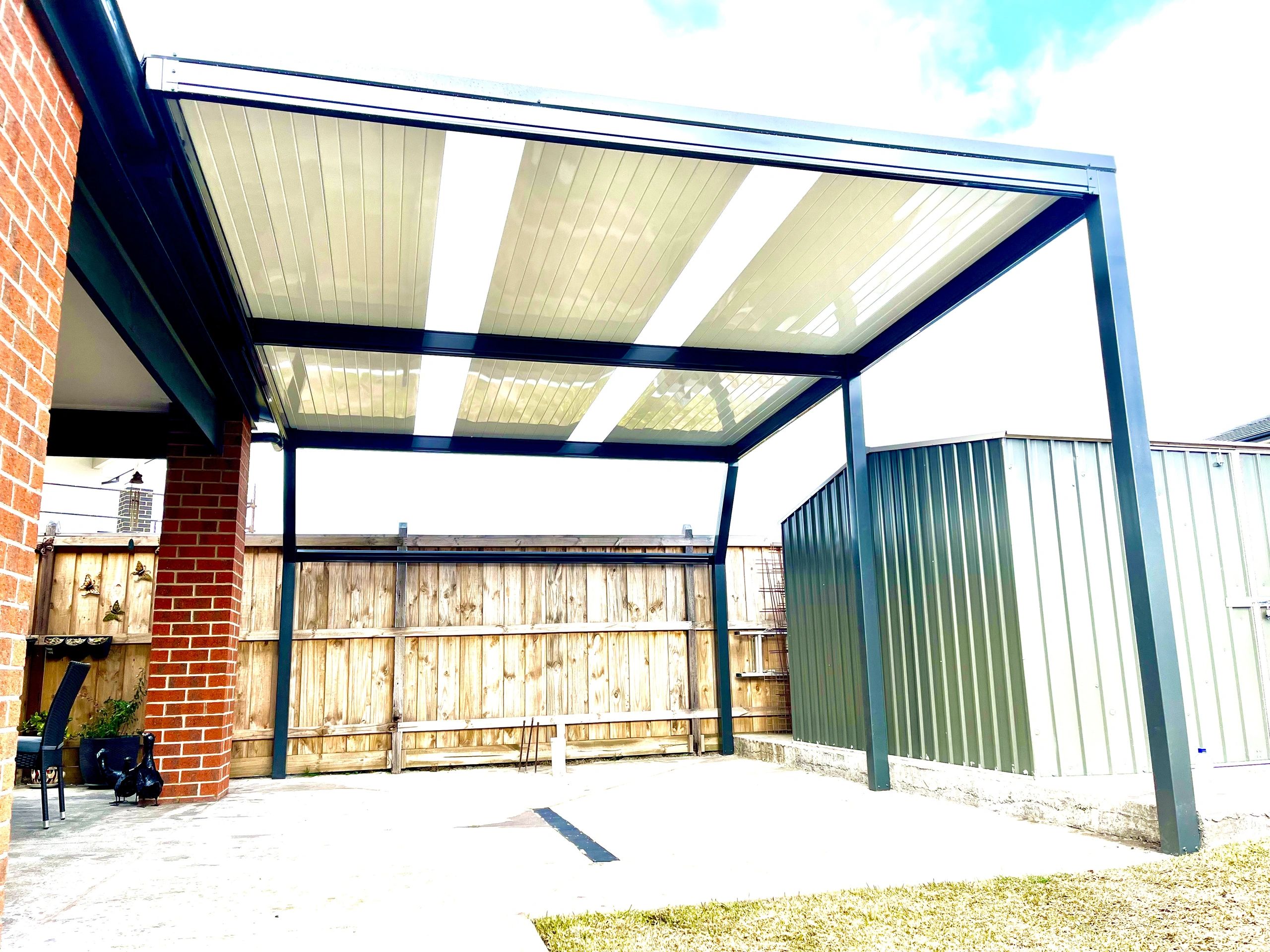 Pergola with polycarbonate roof panels